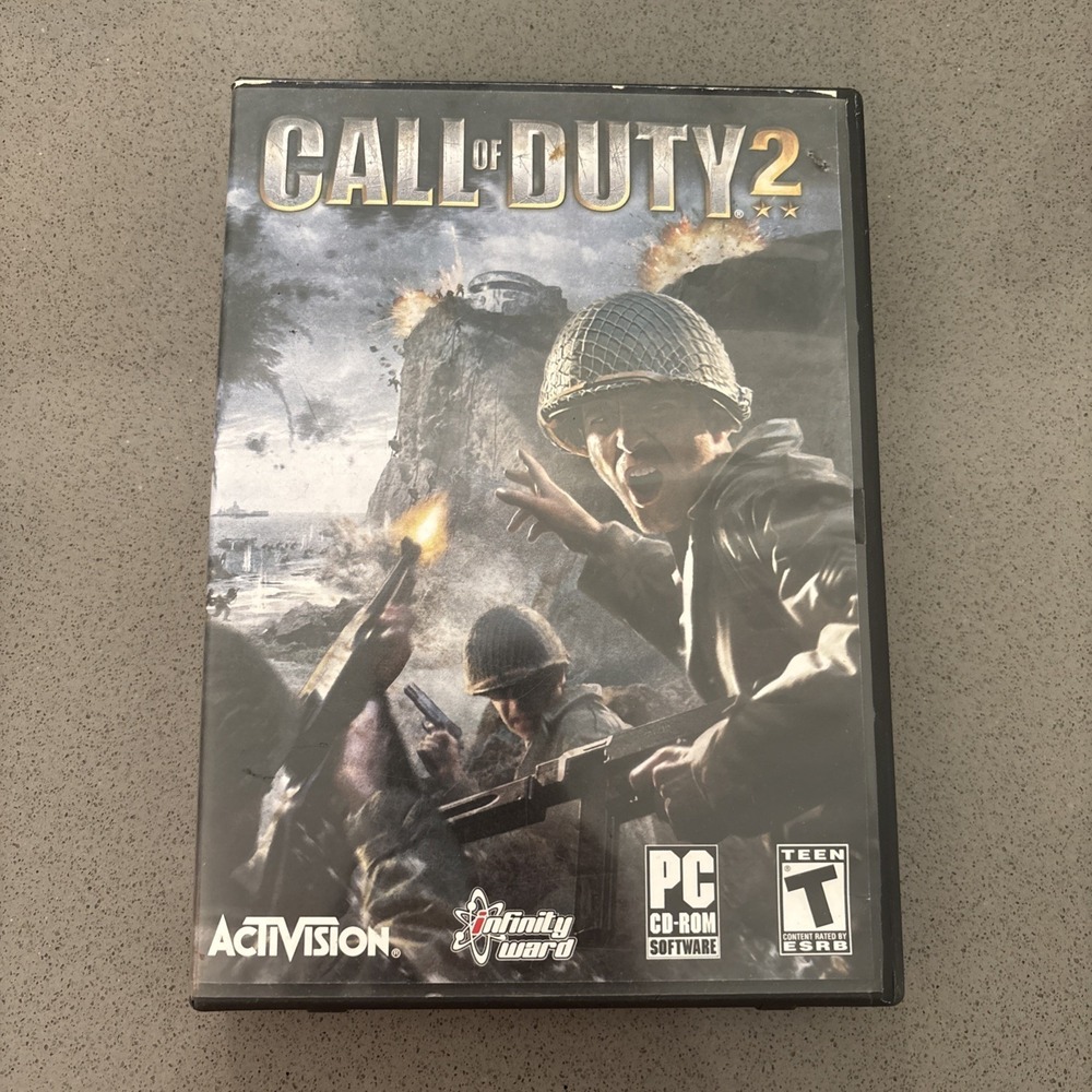 Call of Duty 2 PC CD-ROM Windows Video Game 7 Disc w/ Manual Activision Vintage